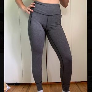 dark grey lulu lemon joggers size 4